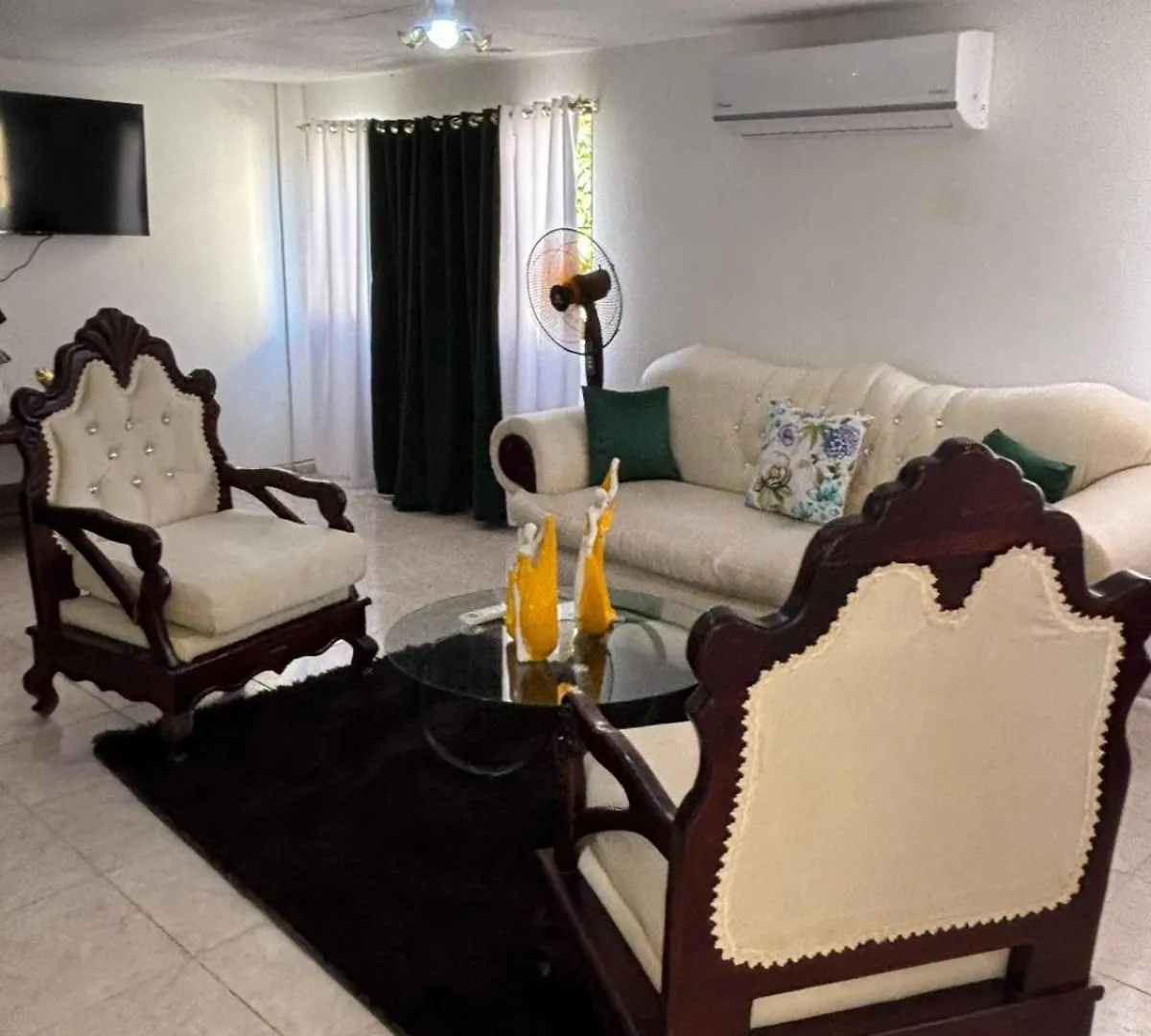 Vakantiehuis Casa Completa Frente Aeropuerto Villa Puerto Plata Dominicaanse Republiek